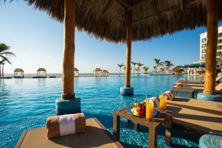 Hyatt entered the all-inclusive market and the consumer is the winner. I loved the pool at Hyatt Ziva Los Cabos