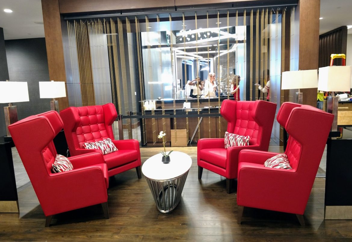 Atlanta Falcons stadium club lounge