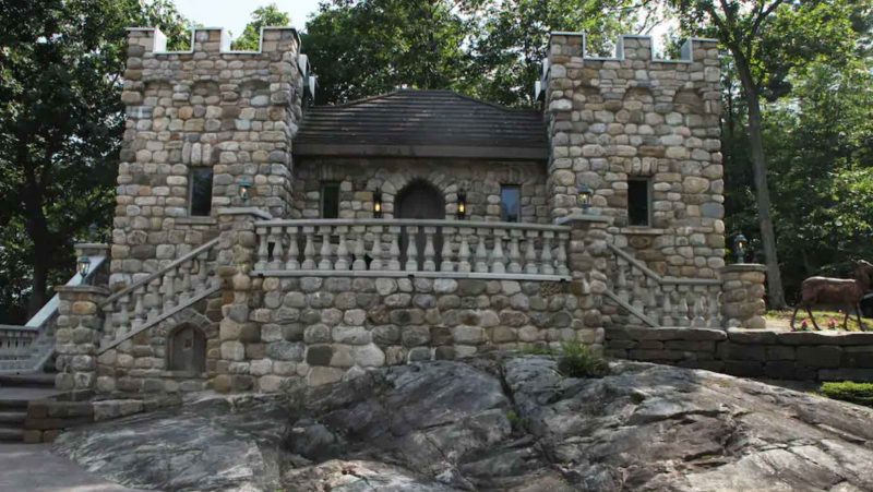 Castle Cottage